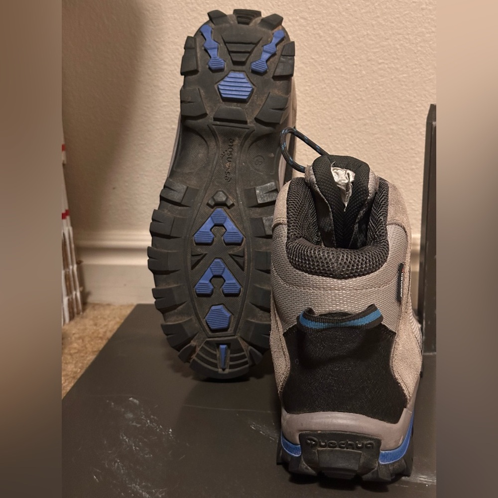 Quechua Men's Gray Hiking Boots - Picture 4 of 7